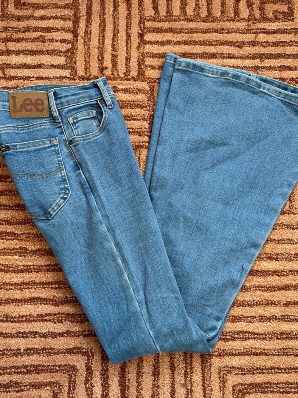 Lee Women's High Waist Medium Blue Super Flare Bell Bottom Jeans XXS